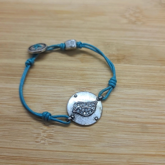 Crystal Bluebird leather Bracelet by Fossil - Picture 1 of 3